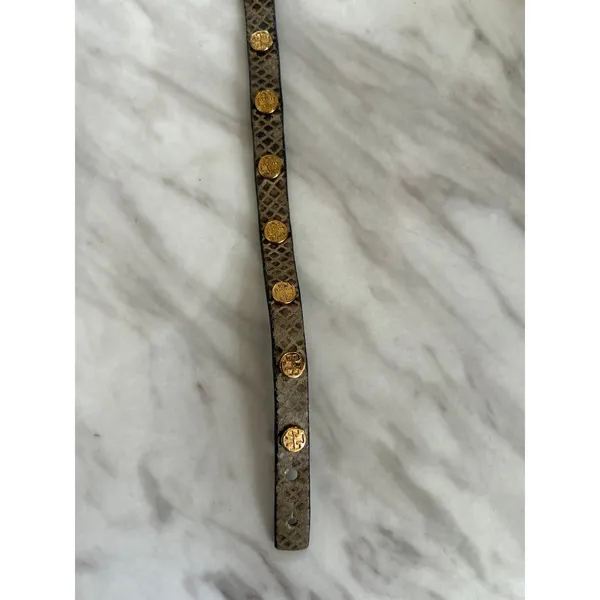 Tory Burch Grey Leather Snakeskin Embossed Gold Logo Rivet Wrap Bracelet - Image 5