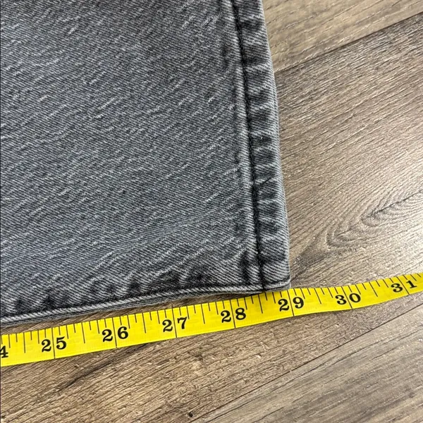 Levi's 501 Jeans Women 28x30 Grey Denim Original Fit Button Fly Stretch 5 Pocket - Image 8