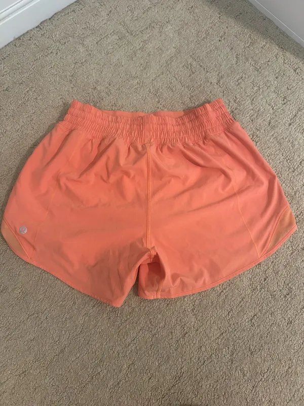 Lululemon Shorts Hotty Hot 4" High-Rise - Image 2