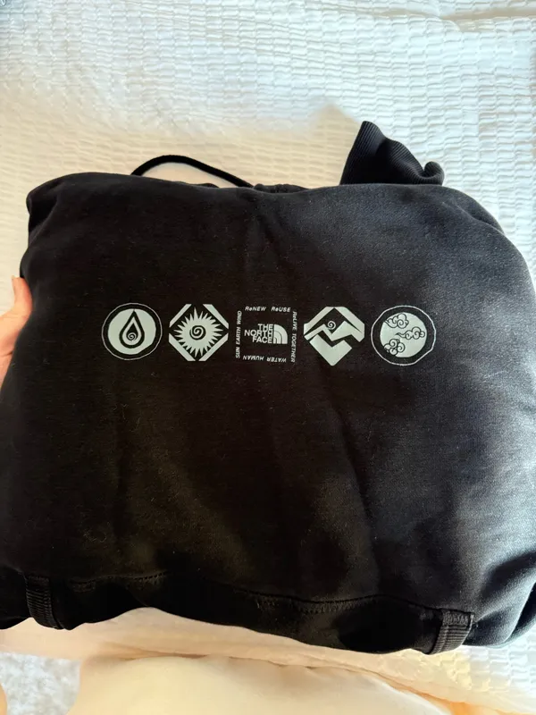 The North Face Hoodie Women’s - Image 2