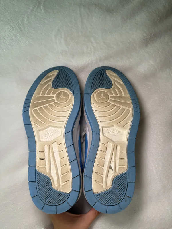 Nike Jordan Sneakers - Image 5