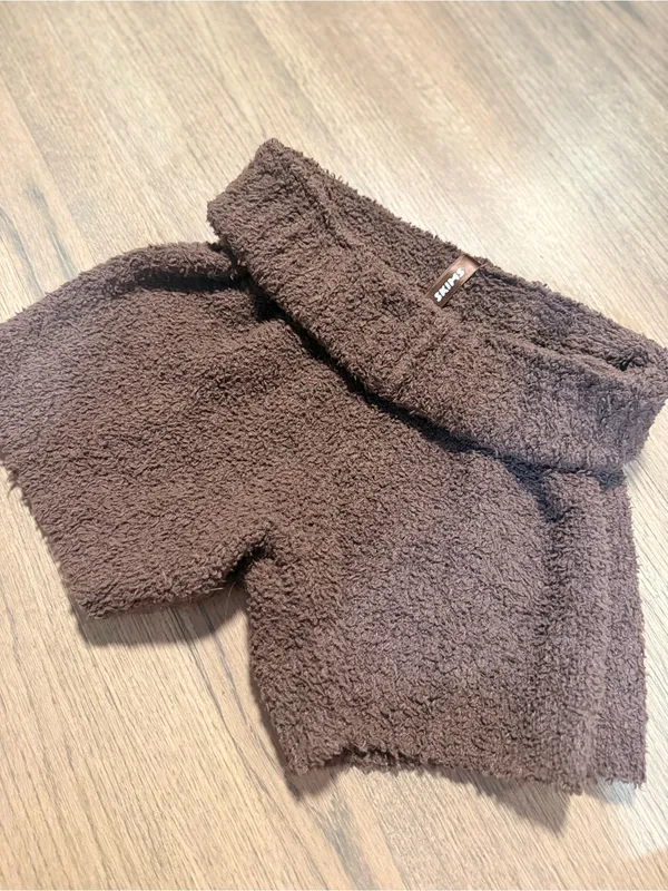 Skims Brown Teddy Knit Lounge Shorts Size Large/Extra Large - Image 2