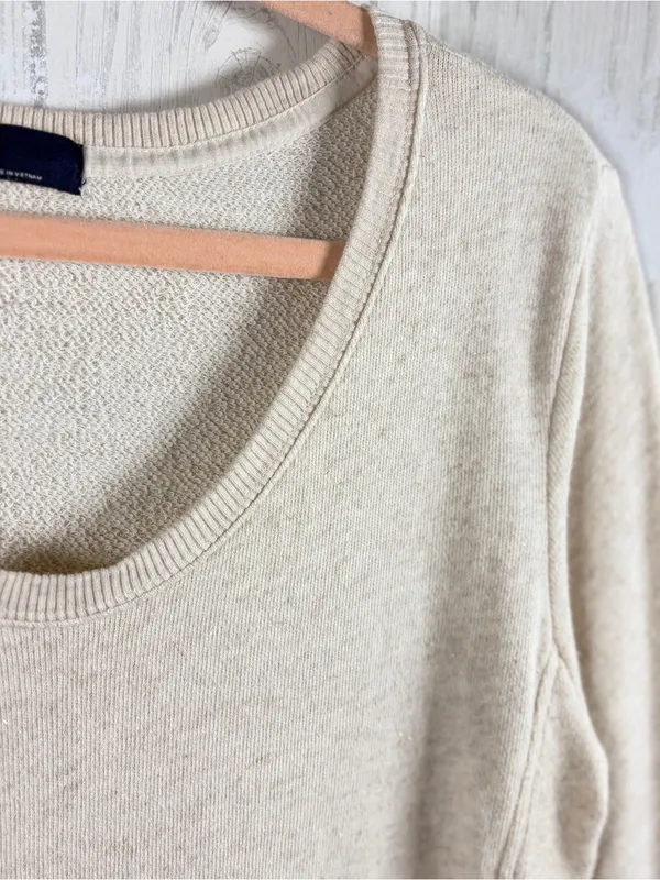 GAP Women’s Casual Boho Scoop Neck Shimmer Sweatshirt in Oatmeal, Large - Image 3