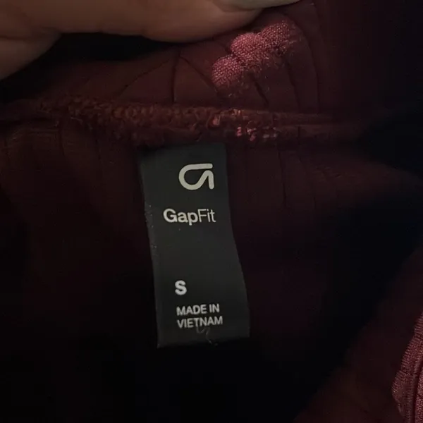 GapFit Pullover Sweatshirt‎ - Image 6