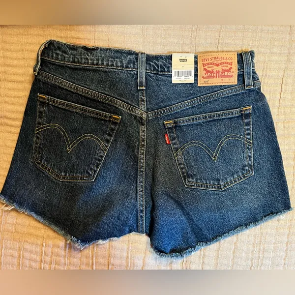 Levi's Women's 501 Original High-Rise Jean Shorts - Image 4