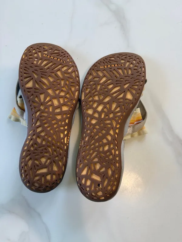 Merrell Women's Tan and Yellow Striped Slip-On Sandals - Image 8