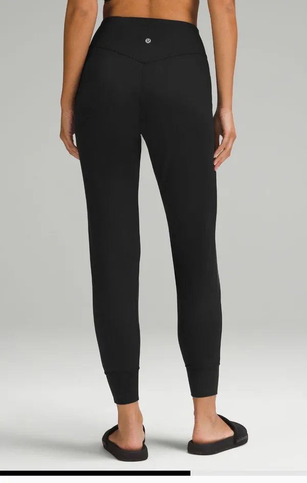 Lululemon Align Joggers - Image 6