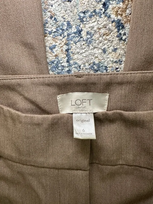 LOFT Outlet Original Dress Pants Brown Size 6 - Image 2