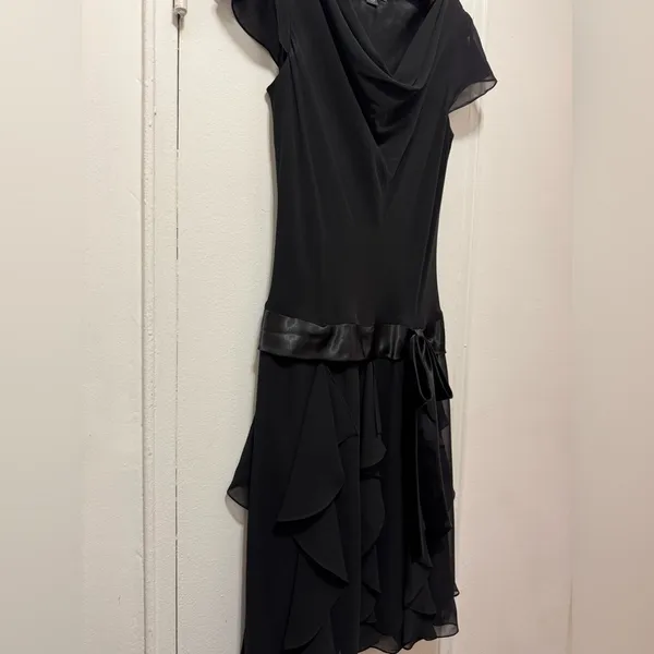 Vintage Y2K Liz Claiborne Black Party Dress Ruffled Tiered Bow Drop Waist 6 - Image 2