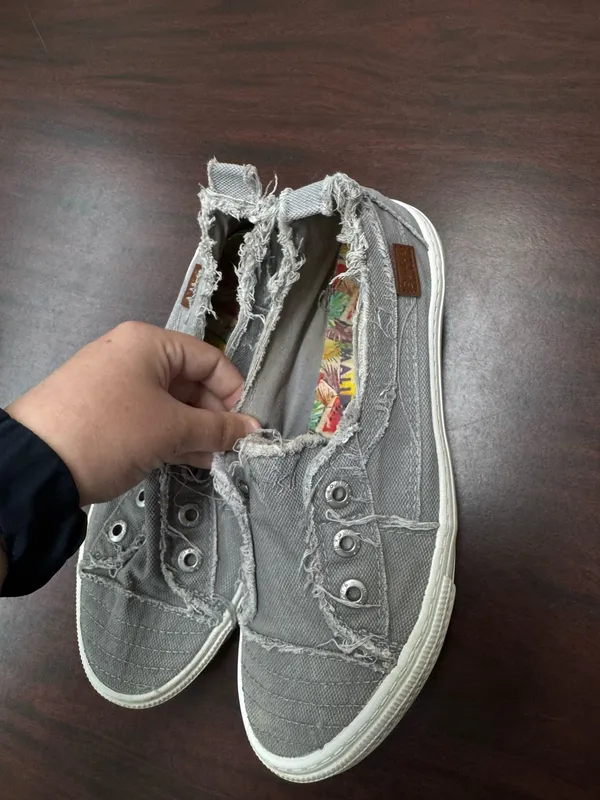Blowfish Marley Sweet Gray Colored Canvas Slip-On Shoes Size 9 - Image 3