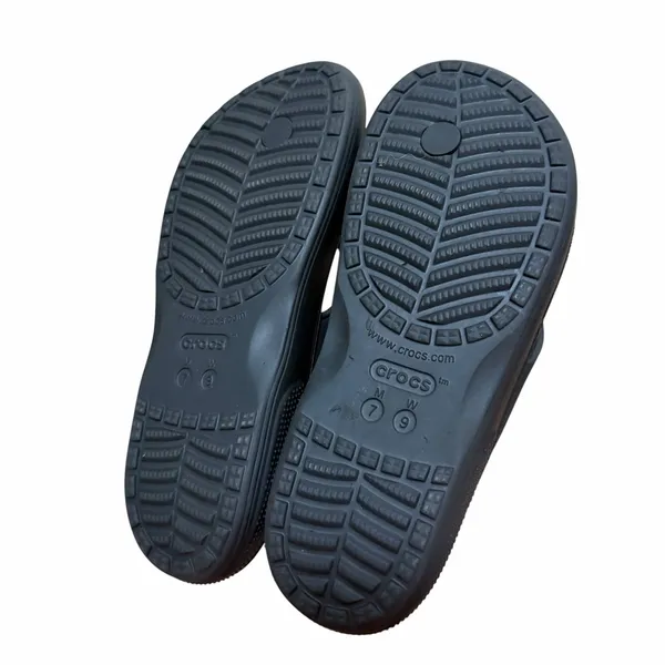 Crocs Black Thong Flip Flops Sz 9 Women - Image 3