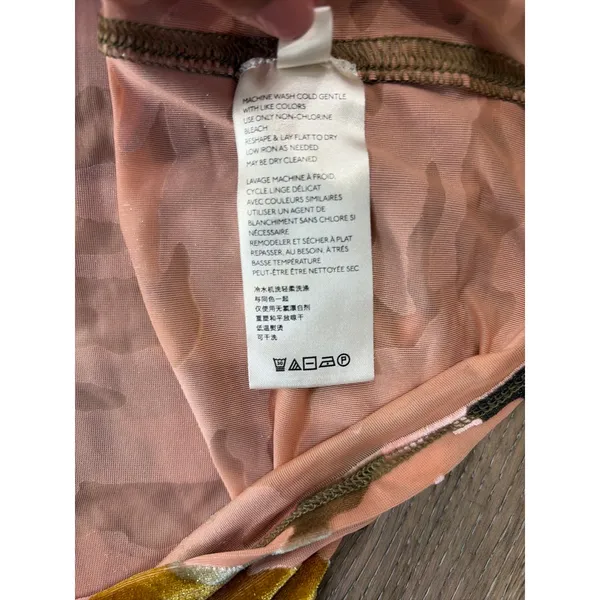 We The Free Pink Camo Crewneck Tee Short Sleeve T-Shirt XS - Image 6