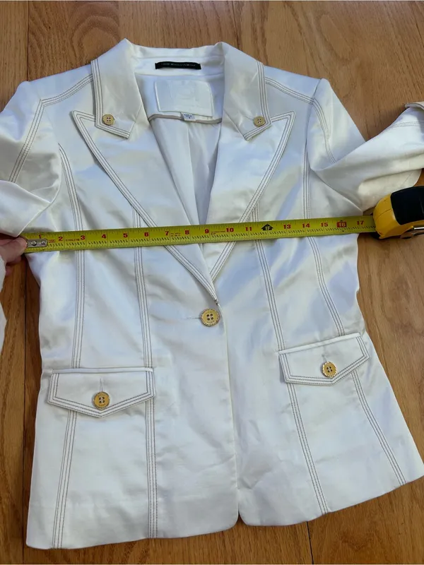 Bebe Collection Y2K Skirt Suit Set White Satin Blazer 8 Pencil Skirt 4 Italy - Image 10