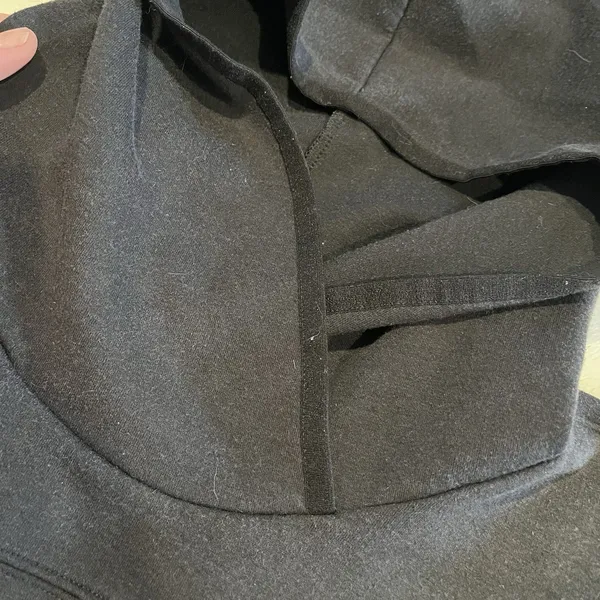 North Face Hoodie Women’s Medium Long Sleeve Black Pullover Hooded Lightweight - Image 6