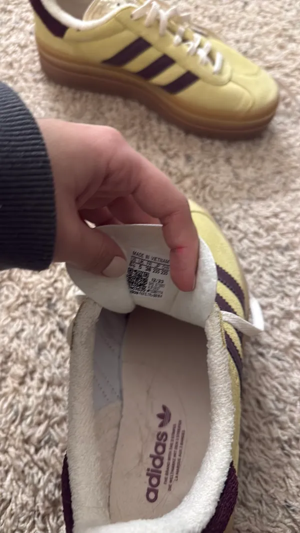 Women’s Gazelle Adidas Sneakers - Image 3