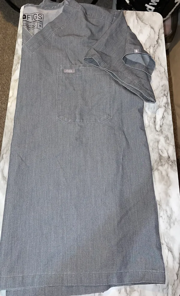 Scrub Top Medium - Image 3