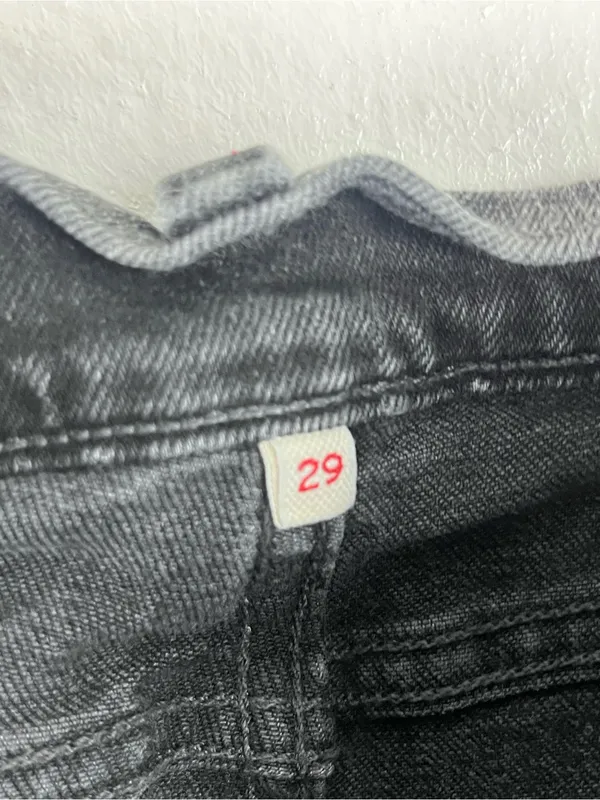 LEVI’S Black Wash High Rise Mini Denim Jean Skirt Size 29 Casual Boho Festival - Image 4