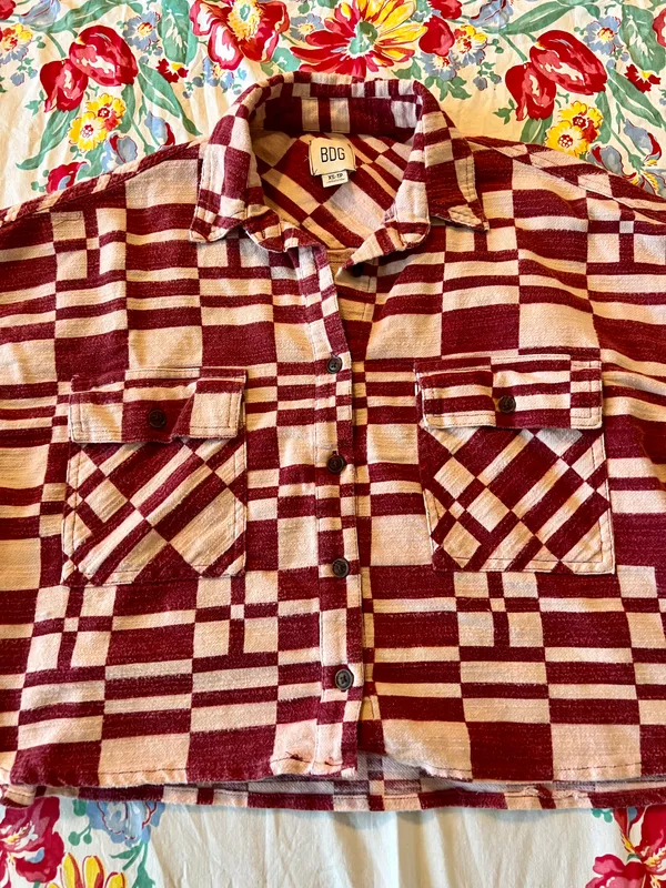 BDG Urban Outfitters Caleb Cropped Flannel Shirt - Image 4