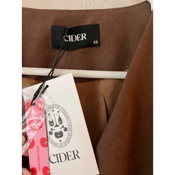 Cider NWT Brown Tailored Waistcoat Vest Button Front - Image 3