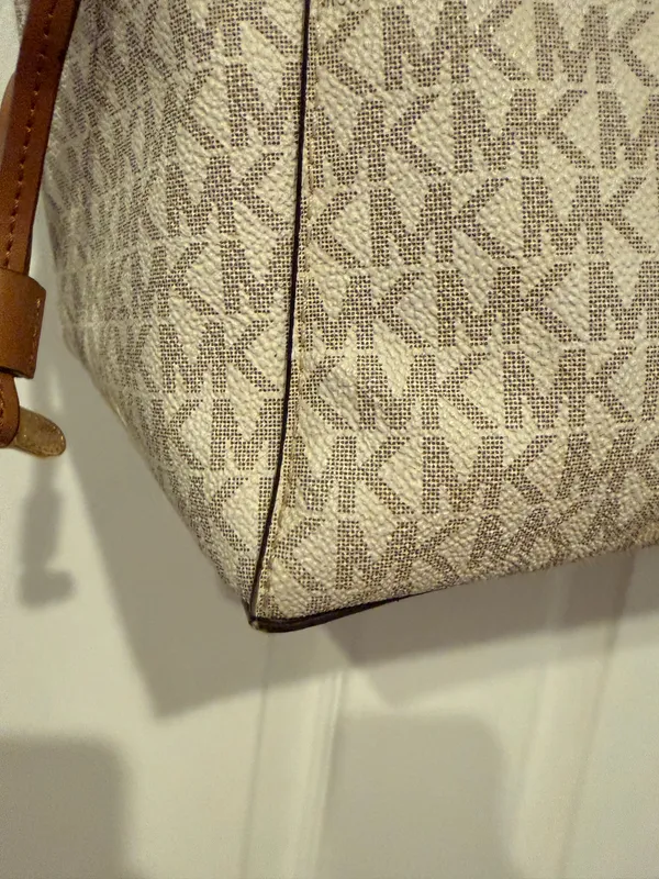 Michael Kors MK Signature Vanilla Logo Tote Bag Brown Trim - Image 8
