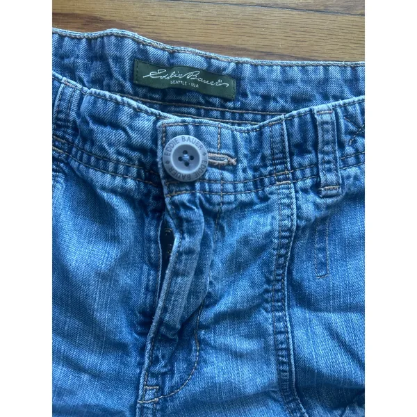 Eddie Bauer Denim Jean Shorts 8 Classic Five Pocket Casual Summer Style - Image 2