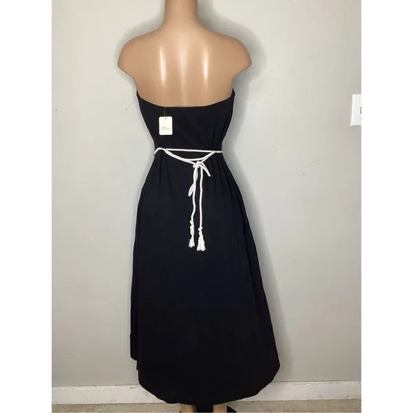 Free People black strapless dress with wood bead belt. Medium. Retails $70 - Image 8