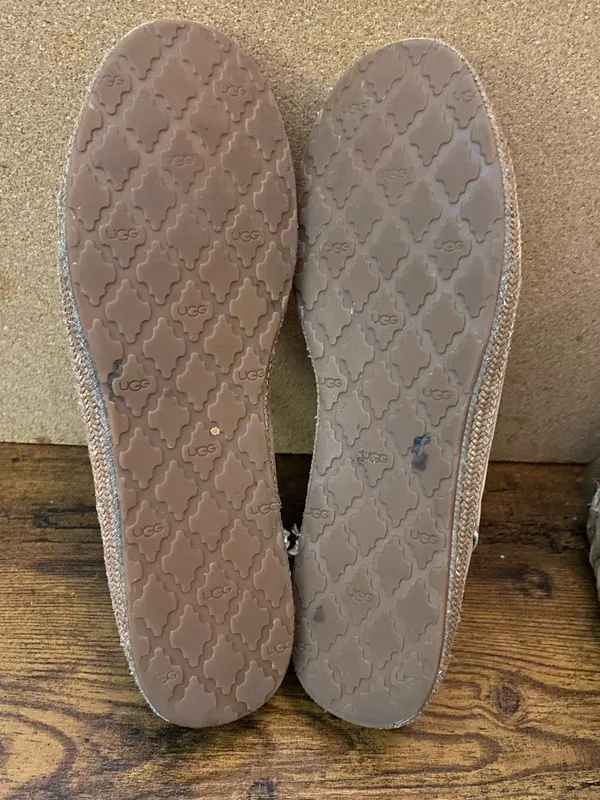 UGG Light Brown Suede Slip On Flat Slippers Women’s Size 9.5 - Image 6