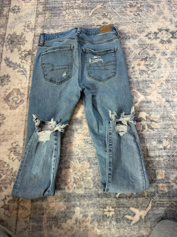 American Eagle Jeans - Image 2
