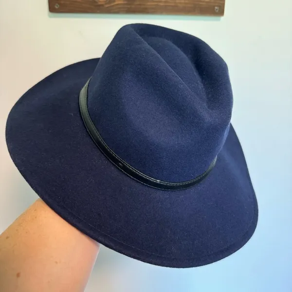 Olive & Pique Felted Wool Pinch Front Banded Rancher Hat‎ in Navy Blue One Size - Image 2