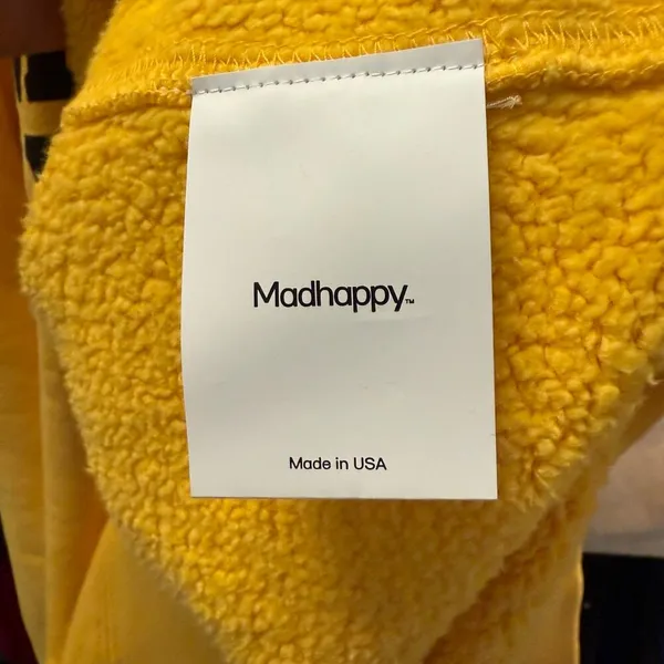 Madhappy Sweatshirt Size Large Yellow Crewneck Tokyo Exclusive Streetwear Pitt - Image 4