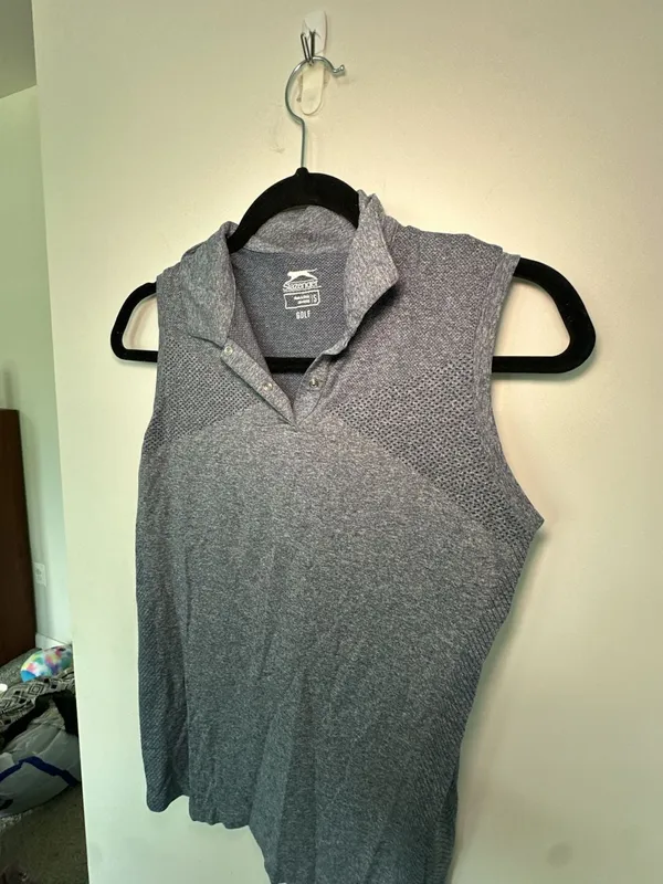 Slazenger Women's Small Golf Blue Sleeveless V-neck Collared Top - Image 3