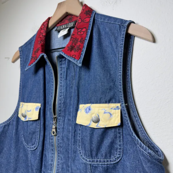 VTG Signature by Jerell Women Cotton Denim Vest Large Blue Floral‎ Cottage Boho - Image 5