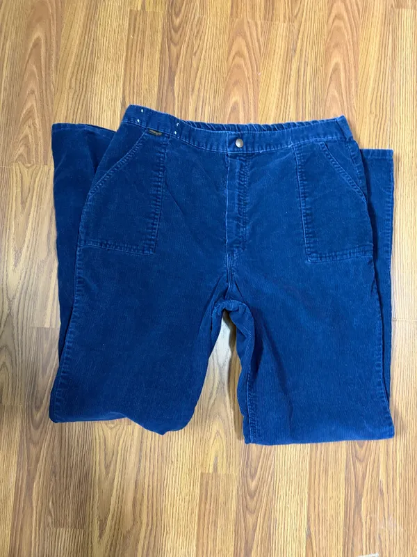 VTG Wrangler Corduroy Blue Wide Leg Pants Size 18. Made in USA - Image 3