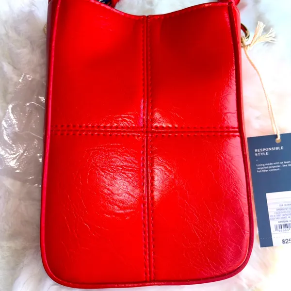 Red Cross Body Purse Bag ~ NWTS ~ With Red white Blue 4th July Straps handles - Image 5