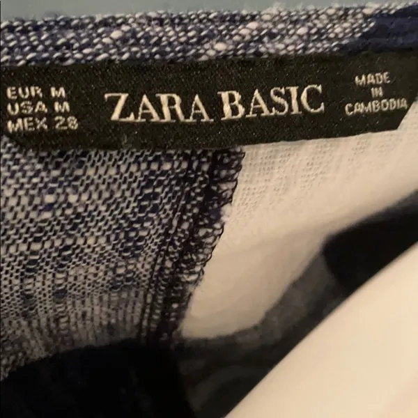 Zara Navy & White Check Linen Blouse size medium - Image 9