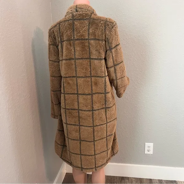 Fair Haven Plush Faux Fur Winter Sweater Coat Size Large Checkered plaid brown - Image 2