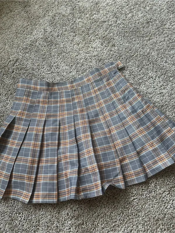 Pleated Gray & Tan Plaid Mini Skirt - Image 3