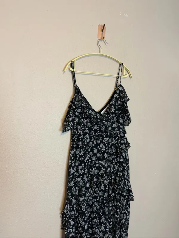 ASTR‎ The Label Floral Print High/Low Tiered Ruffle Maxi Dress Size Small - Image 6