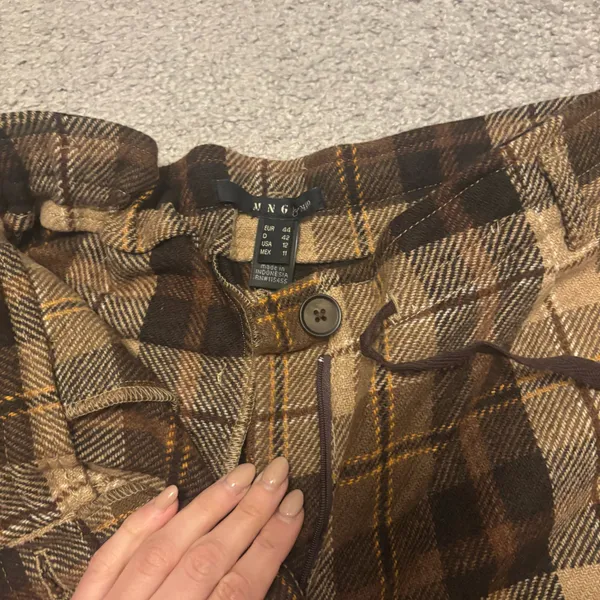 MNG by Mango Wool Plaid Brown and Tan Shorts with Drawstring Waist - Image 4