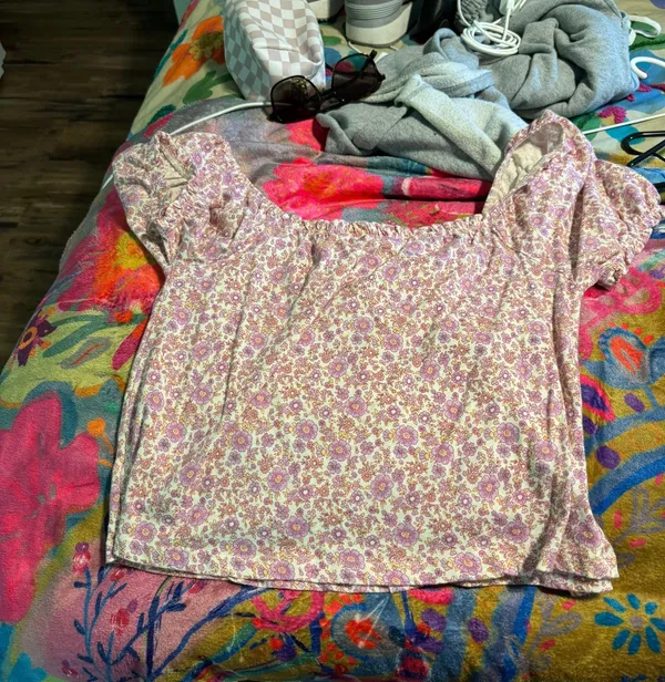 American Eagle shirt - Image 3