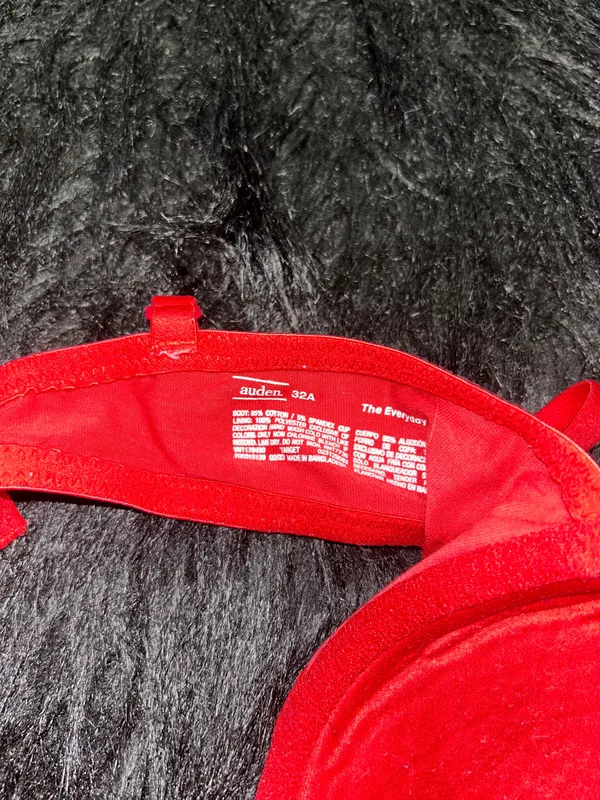 Red bra Size 32 A - Image 2