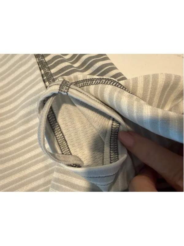 Patagonia Capilene 3 Midweight 1/4 Zip Top Size M Grey White Striped - Image 7