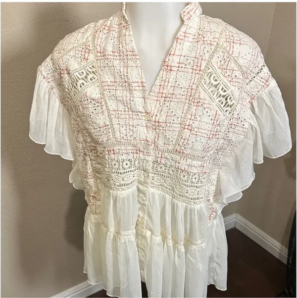 Size Small Anthropologie Boho Lace Peplum Top – Ivory/Cream - Image 2