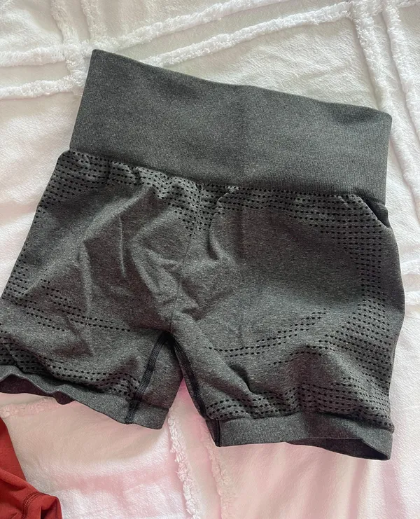 Gymshark Vital Seamless 2.0 Shorts - Image 2