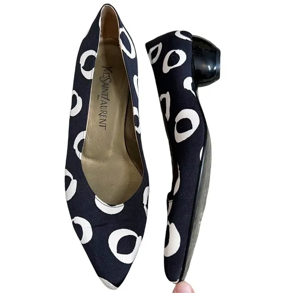 Yves Saint Laurent Circle Print Sculpted Ball Heel Pointed Toe Vintage Pump 7.5 - Image 4