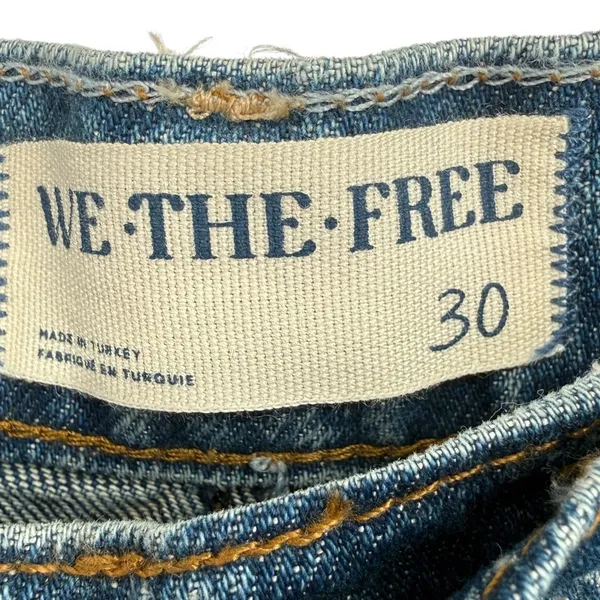 NWT Free People Zane Mid Rise Straight Leg Jeans Button‎ Fly Blue Denim Size 30 - Image 2