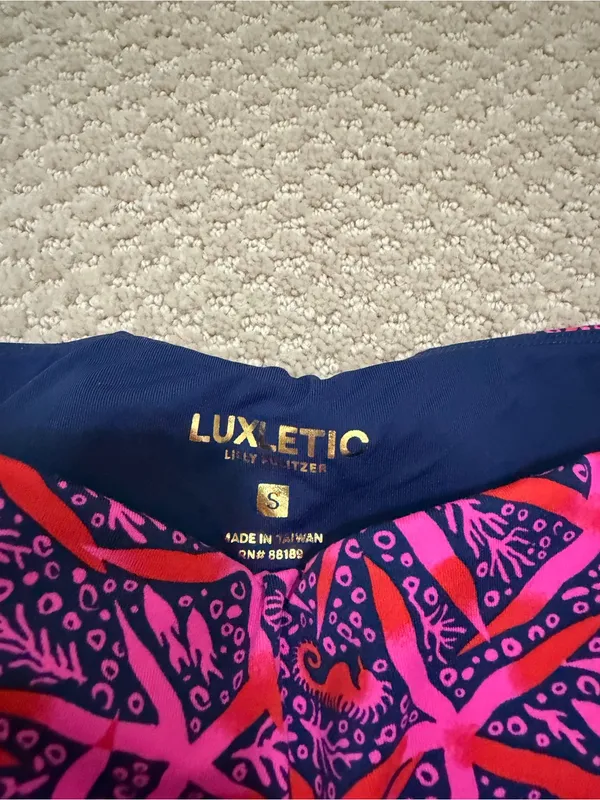 Lilly Pulitzer Luxletic Weekender High Rise Leggings Passion Fruit Pink Star - Image 9