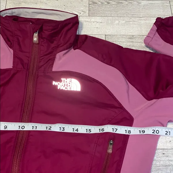 The North Face Flight Series Jacket with High Collar and Water-Resistant Size XS - Image 9