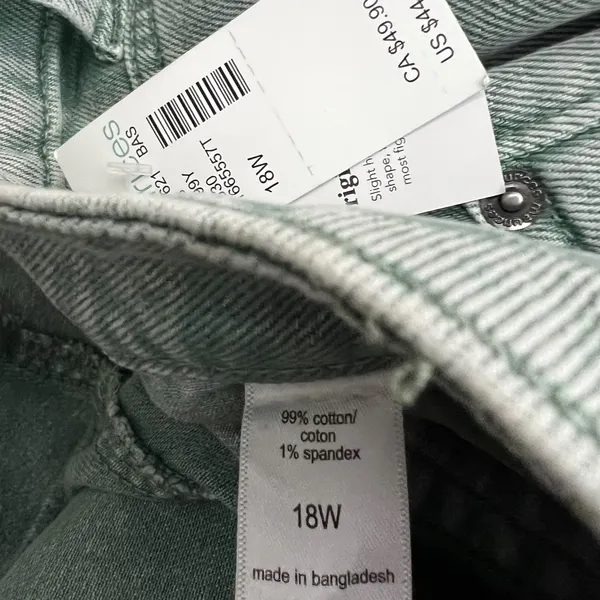 NWT M Jeans by Maurices 18W Straight Crop Jeans High Rise Distressed Acid Wash - Image 7