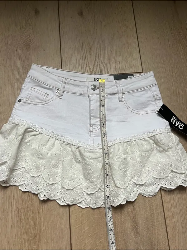 Madden NYC NWT White Eyelet Denim Skirt Y2K New Size XS - Image 10